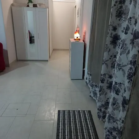 La Laguna Apartment *