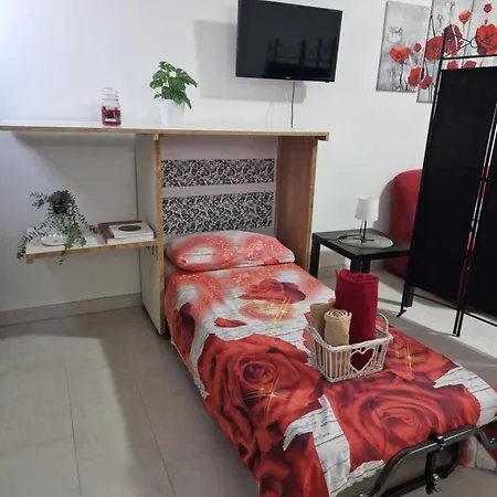 La Laguna Apartment *